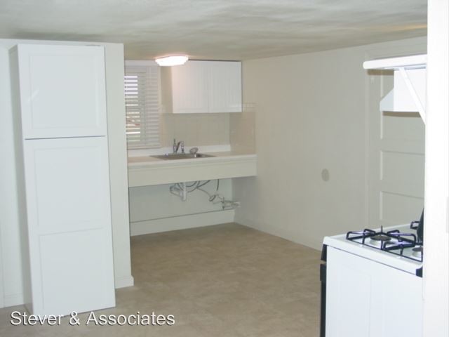 Foto del edificio - 1040-1040A Tennessee St