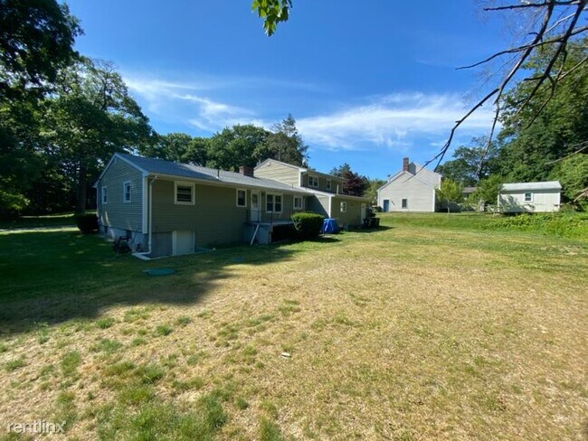 Building Photo - 3 br, 1 bath House - 85 oak st