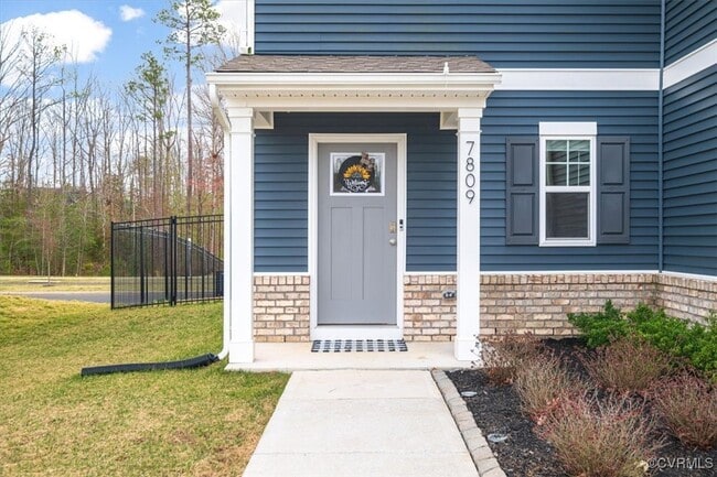 Building Photo - 7809 Faisan Ln
