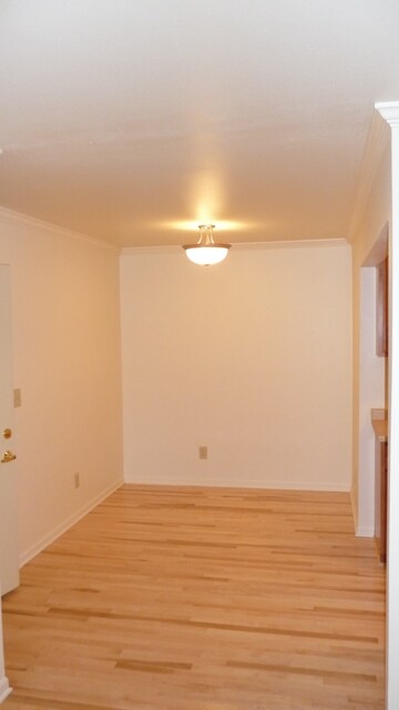 Foto del edificio - 2030 N. Oakland Ave