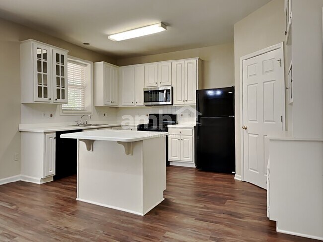 Building Photo - 4649 Howell Farms Dr NW