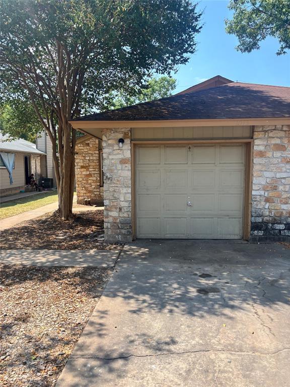 Building Photo - 1013 Bird Creek Dr