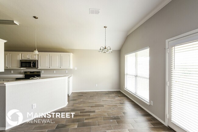 Building Photo - 3802 Southern Grove