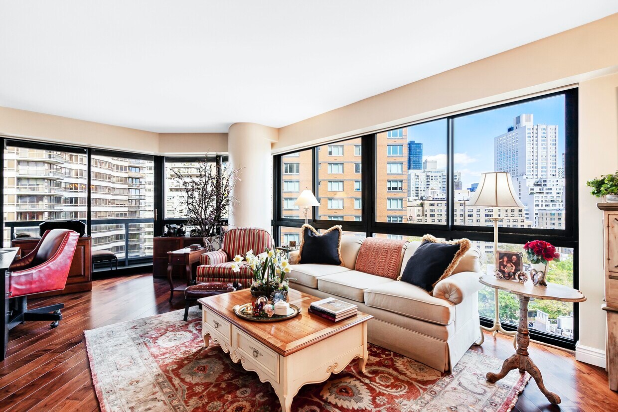 Foto principal - No Fee - Furnished Savoy Jr. 4, 1.5 BA