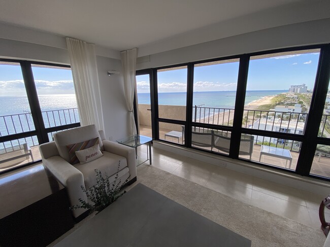 Foto del edificio - 4900 N Ocean Blvd