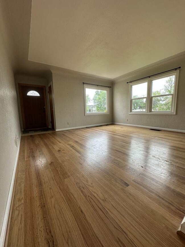Building Photo - 2 bedroom in Billings MT 59101