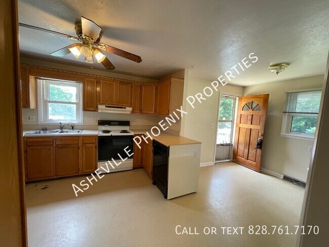 Foto del edificio - 178 Starnes Cove Road