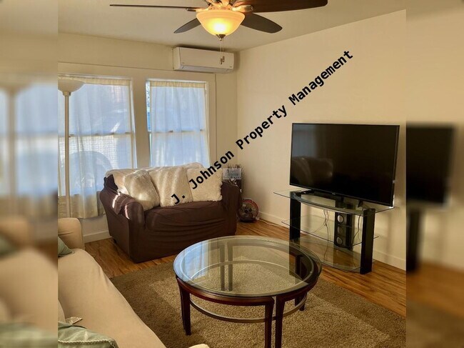 Foto del edificio - 1 bed 1 bath MOVE IN READY