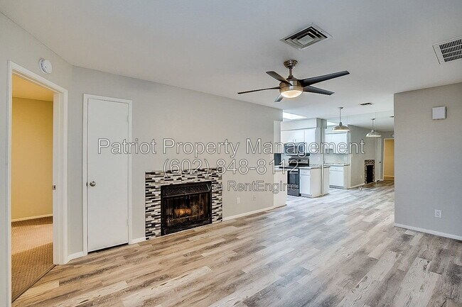 Foto del edificio - 20420 N 6th Dr