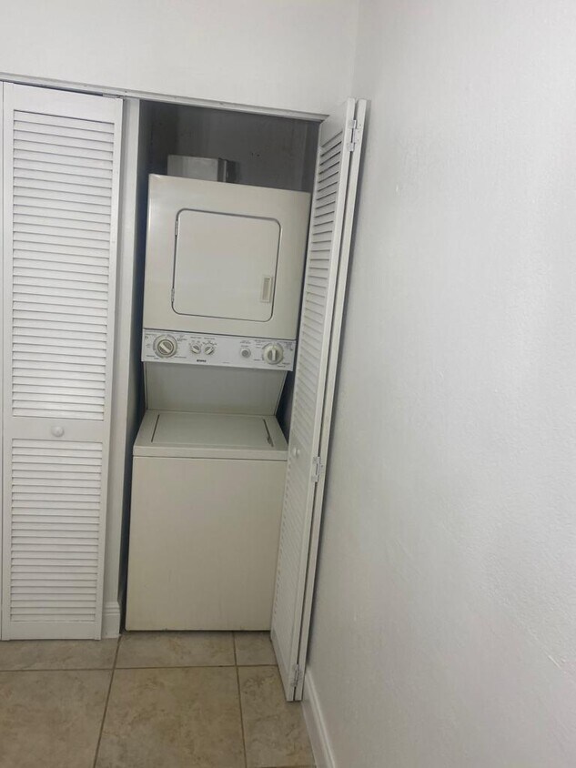 Foto principal - 15520 SW 80th St