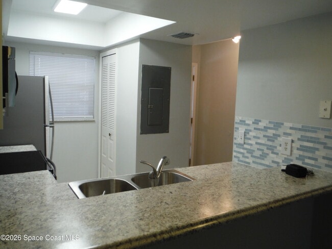 Building Photo - 3035 Sir Hamilton Cir