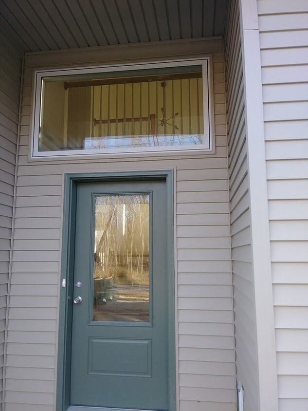 Front Entry - 150 Franklin Rd