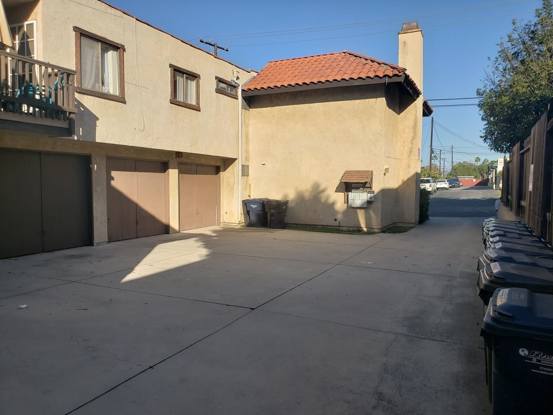 137 Apartments Available for Rent in Huntington Beach, CA