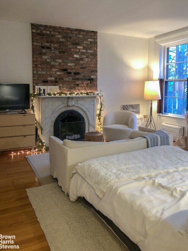 165 Congress St Unit 2R, Brooklyn, NY 11201 Apartment for Rent in