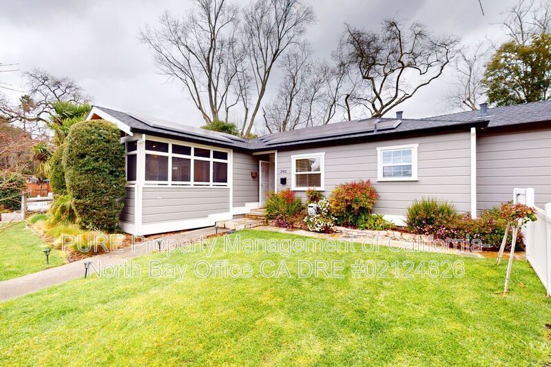 Primary Photo - 2911 Claremont Dr