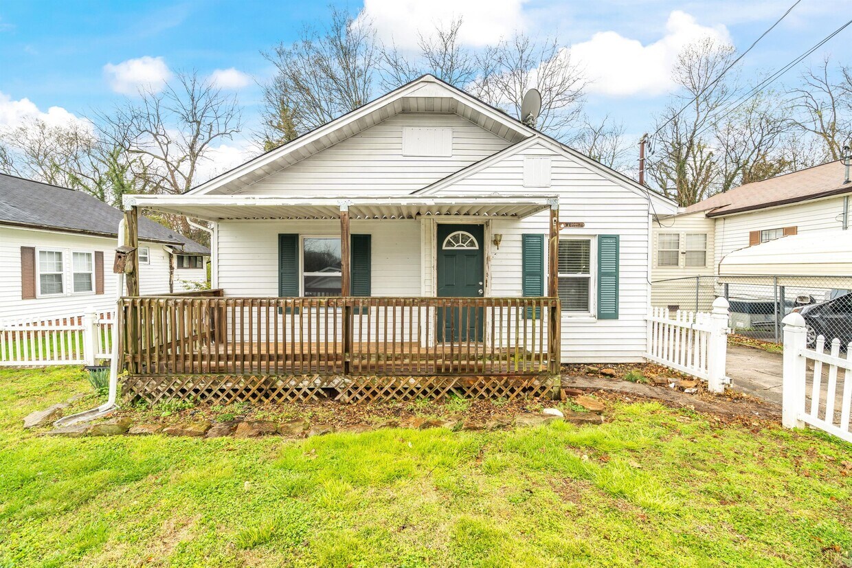 Photo - 1865 Beech St SE (Knoxville, TN)