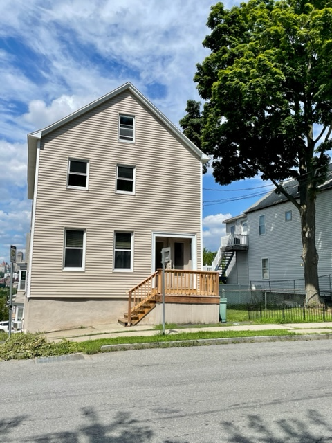 Building Photo - 1001 3rd St