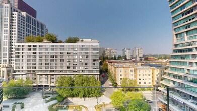 Interior Photo - Elements Apartments