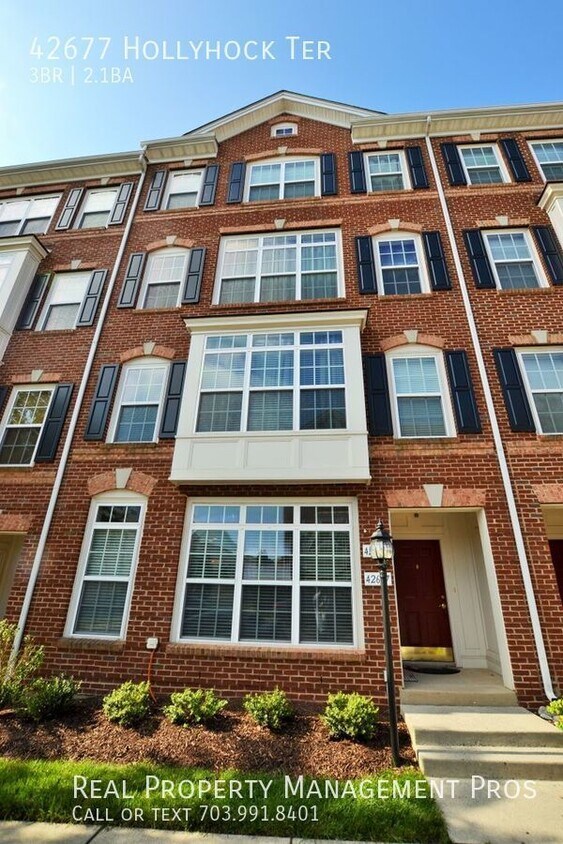Nicely Maintained 3 Bedroom 2.5 Bath Condo... Townhouse for Rent in