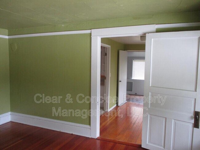 Foto del edificio - 1392 Willamette St