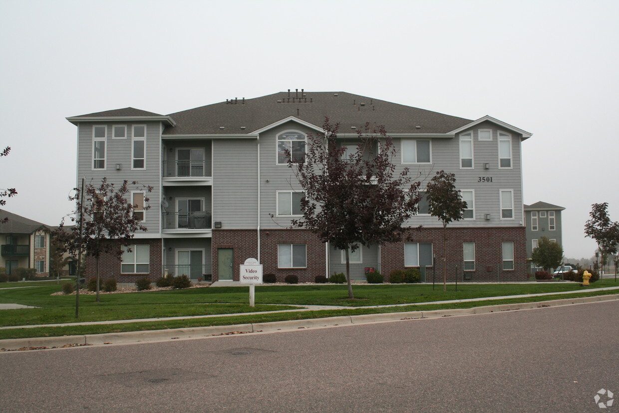 Building Photo - Colony Ridge