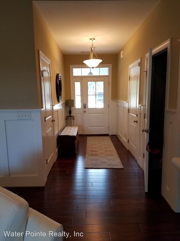 Foto del edificio - 8133 Saltcedar Dr