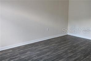 Building Photo - 2531 Fan Palm Dr