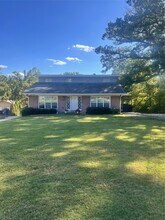 Building Photo - 10750 Lacklink Rd