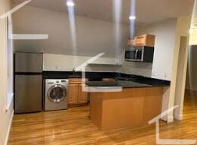 Foto del edificio - 168 Fuller St