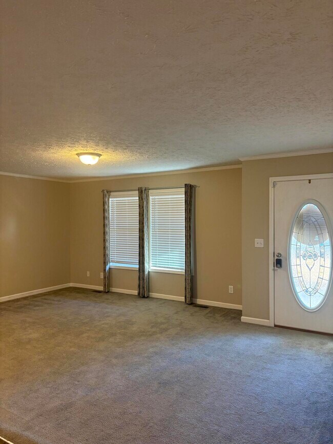 Foto del edificio - 205 Joy Rd