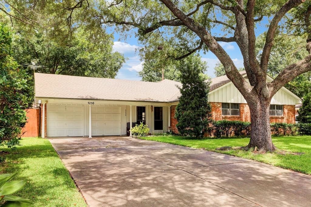 Foto principal - 5230 Jackwood St