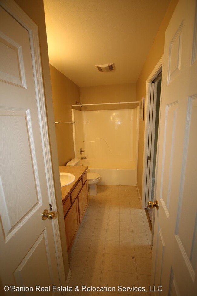 Building Photo - 3 br, 2 bath House - 13950 Fire Creek Trai...