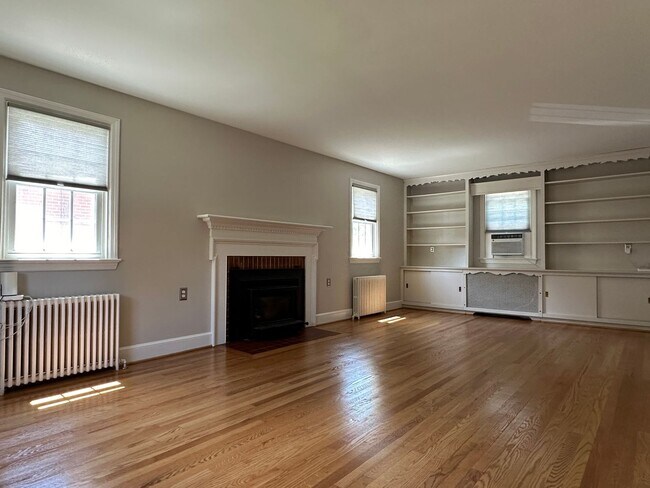 Foto del edificio - 1315 Handley Ave