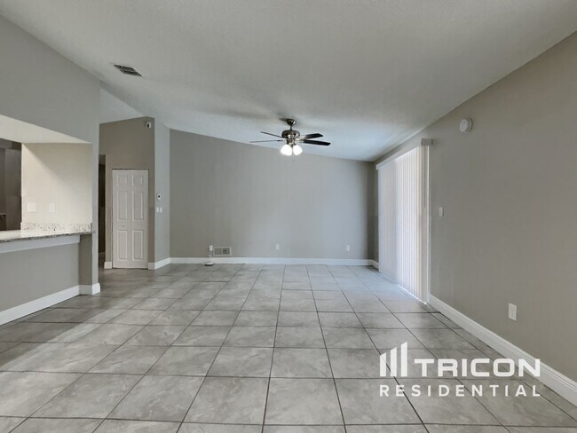 Foto del edificio - 10223 Widgeon Way