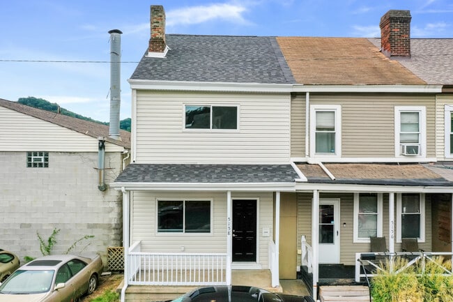 Photo - 5158 Gloster St House