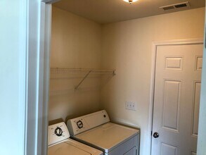 Building Photo - 2020 Saltwater St