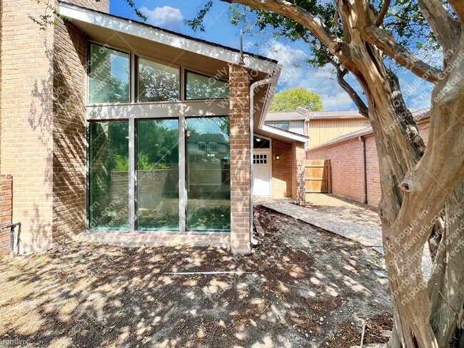 Building Photo - 3 br, 2 bath House - 4742 N Cashel Cir