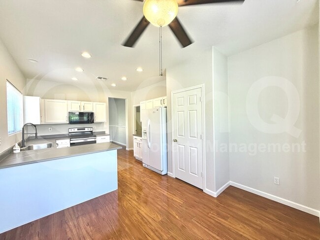 Building Photo - 40713 N Courage Trail