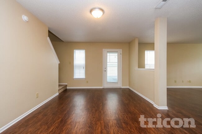 Foto del edificio - 13411 All American Rd