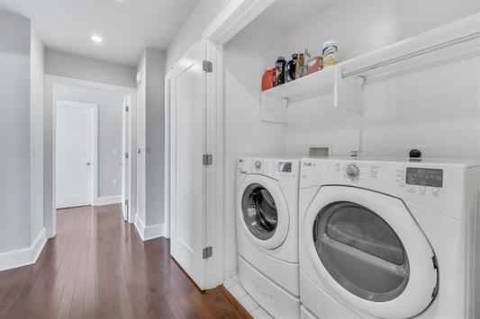Building Photo - 250 Henley Pl