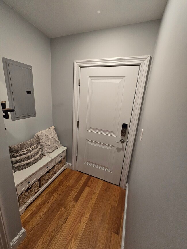 Foto del edificio - 216 E Eagle St