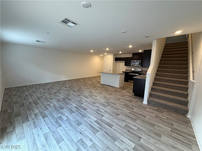 Foto del edificio - 5943 Swift Lariat St