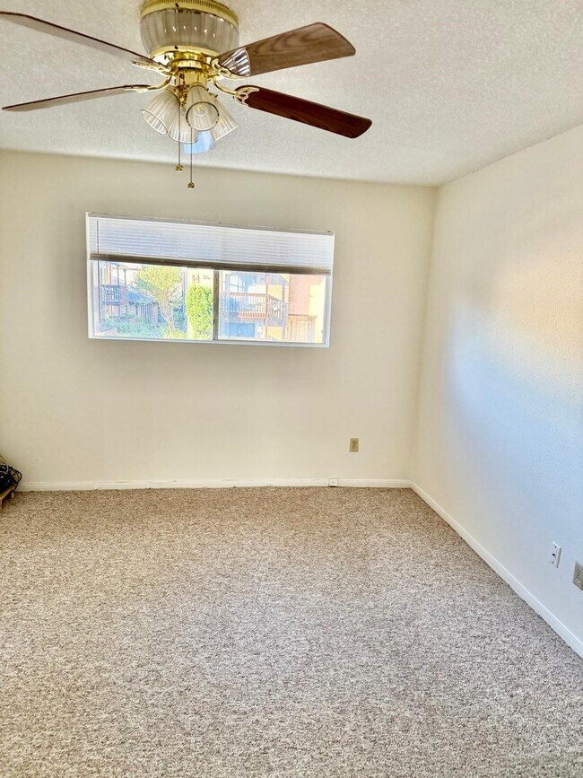 Foto del edificio - 1500 Bay Area Blvd