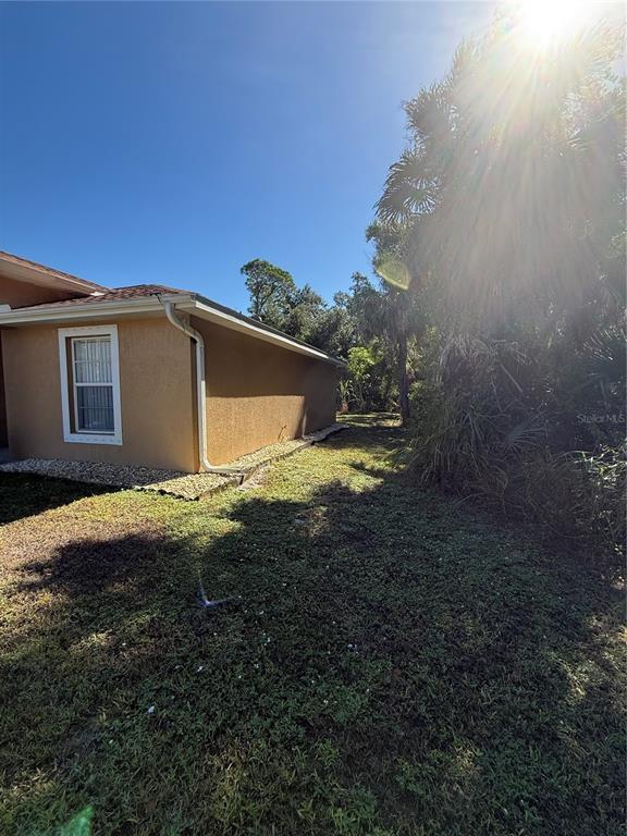 Foto del edificio - 4688 Heather Terrace