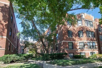 Building Photo - 732 Hinman Ave