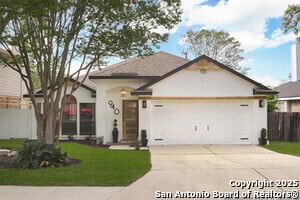 Building Photo - 940 Hedgestone Dr