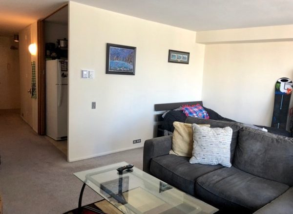 Foto del edificio - 300 N State St