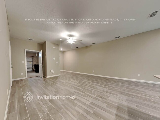 Foto del edificio - 196 Sweet Lemon Ln