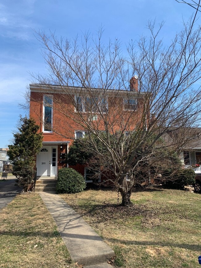 Building Photo - 311 N Bryan St