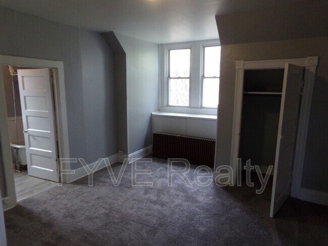 Foto del edificio - 3541 California Ave